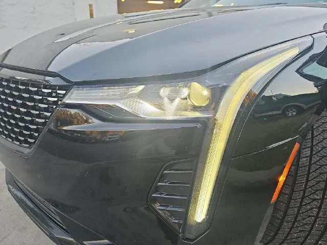 Used 2022 Black Cadillac Luxury image 29