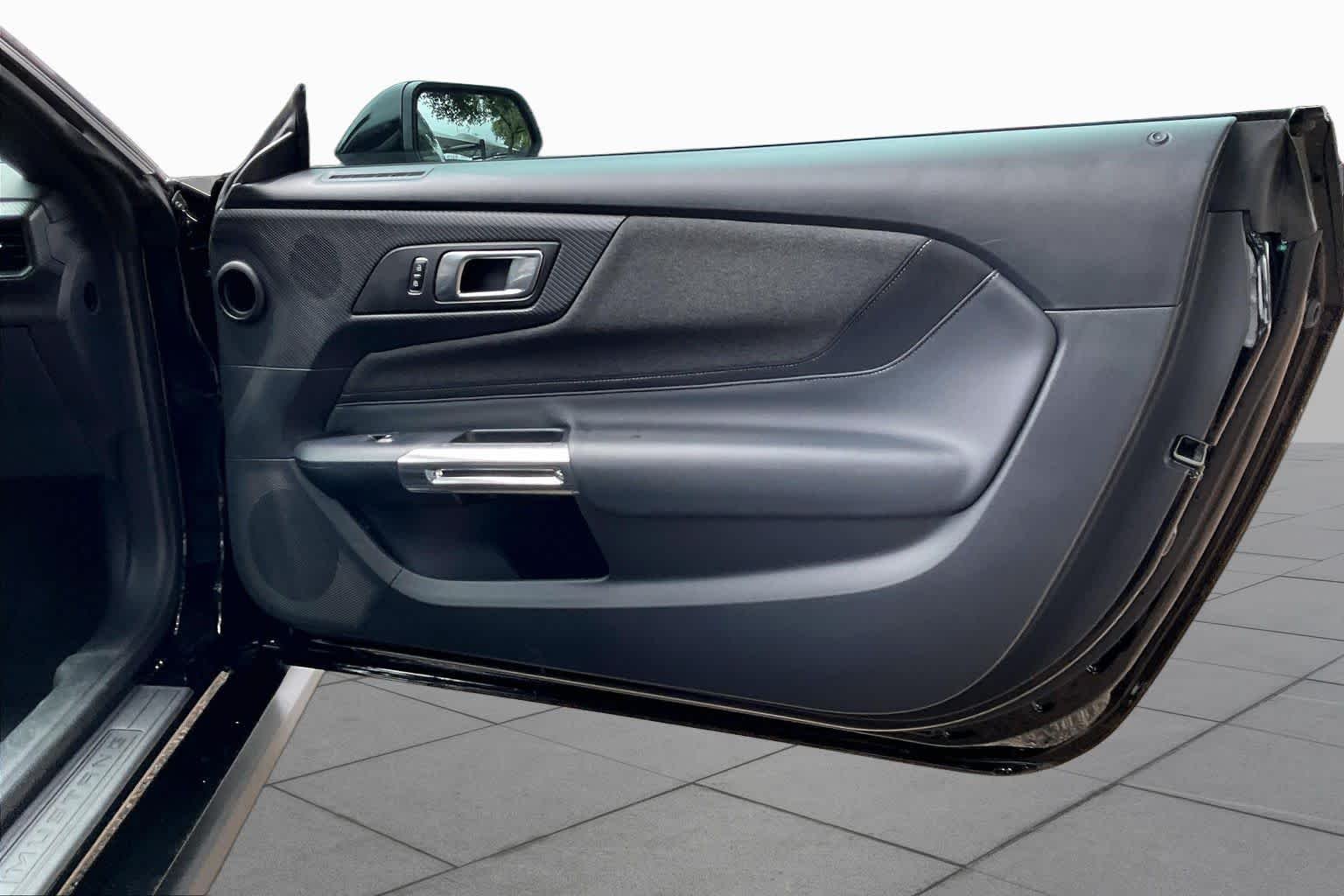 Used 2025 Shadow Black Ford EcoBoost image 23