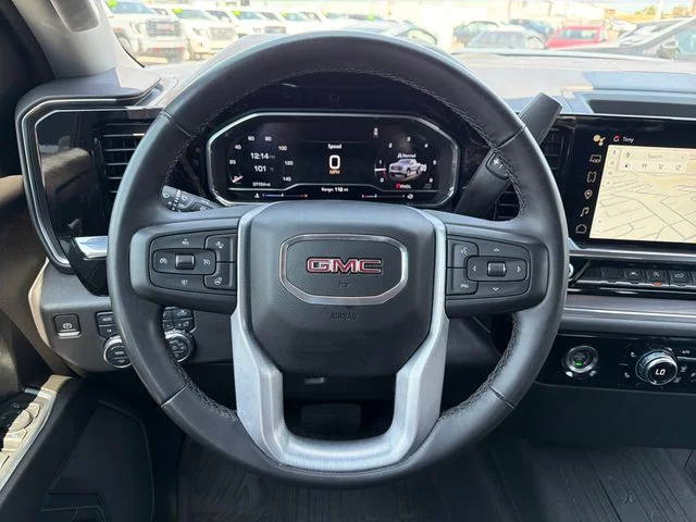 Used 2024 Silver GMC SLT image 10