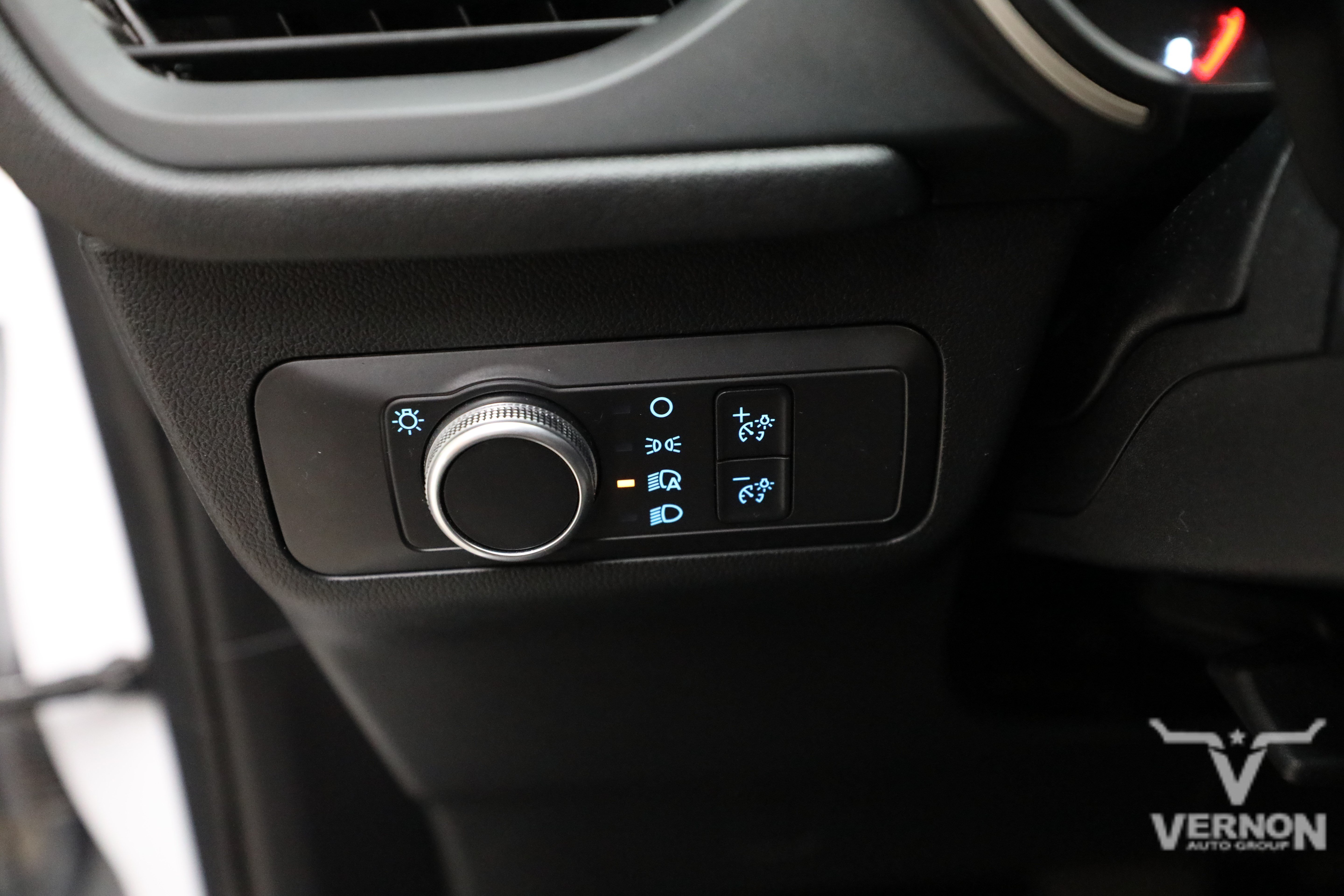 Used 2022 Oxford White Ford Y image 17