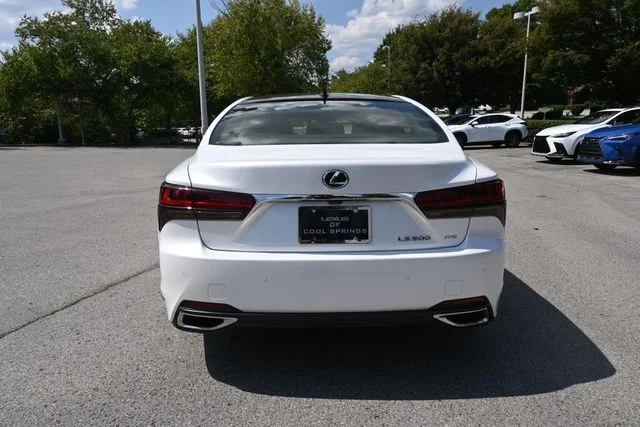 Certified Used 2021 EMINENT WHITE PEARL Lexus 500 Base image 4