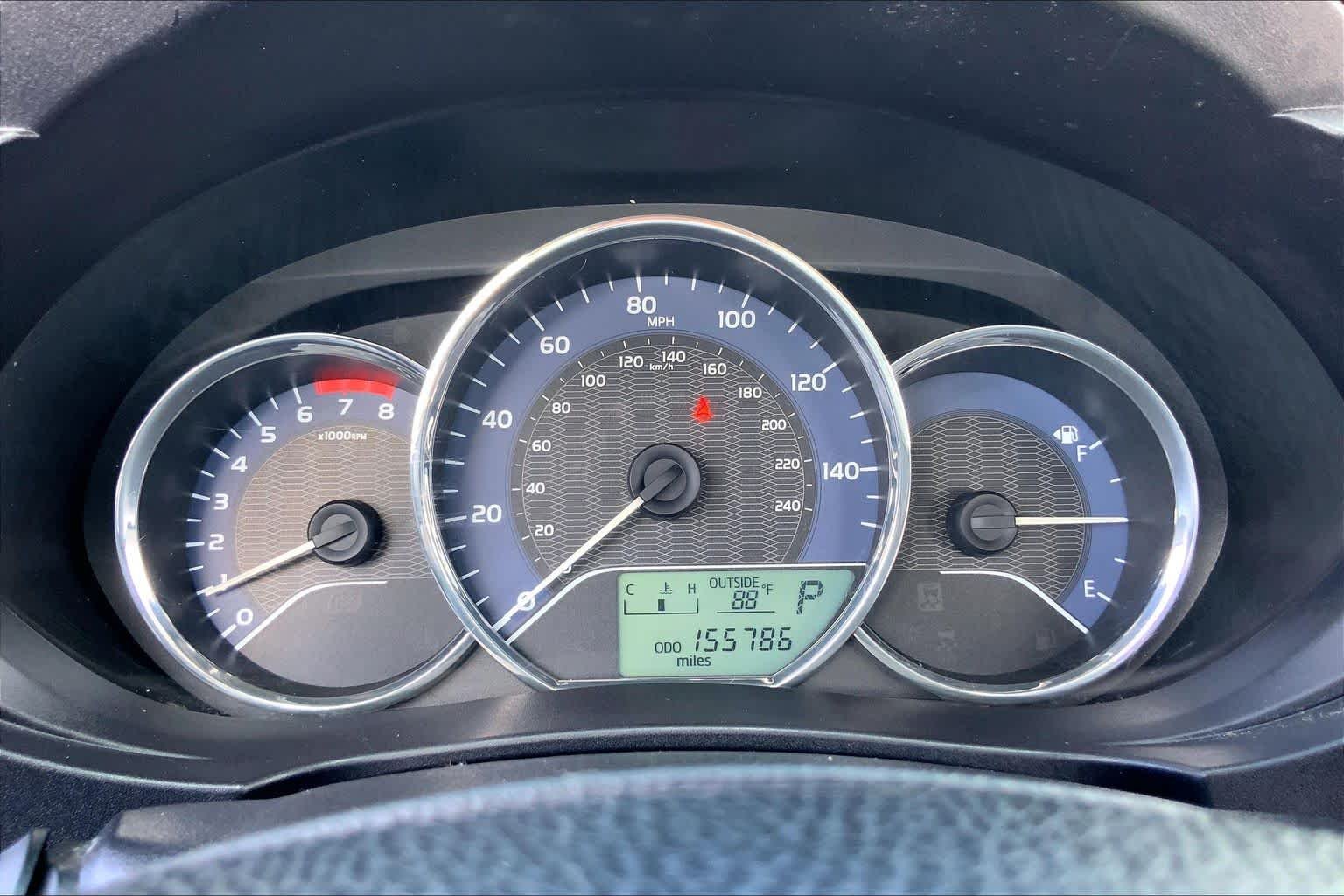 Used 2015 Super White Toyota LE image 25