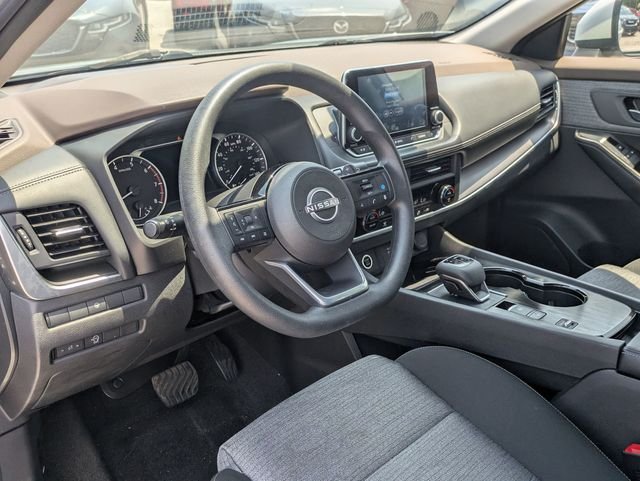 Used 2023 Silver Nissan SV image 34