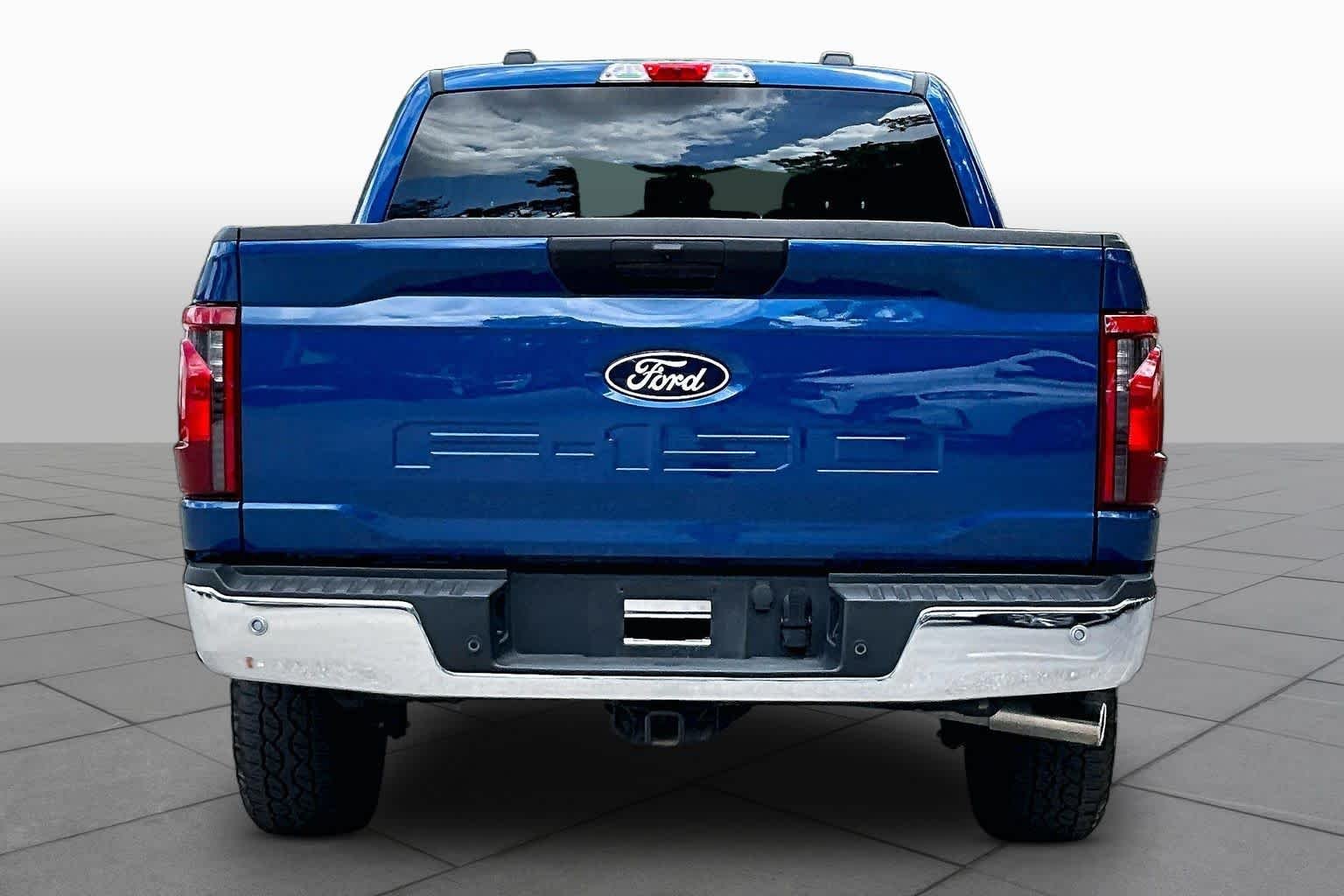 Used 2025 Atlas Blue Ford XLT image 5