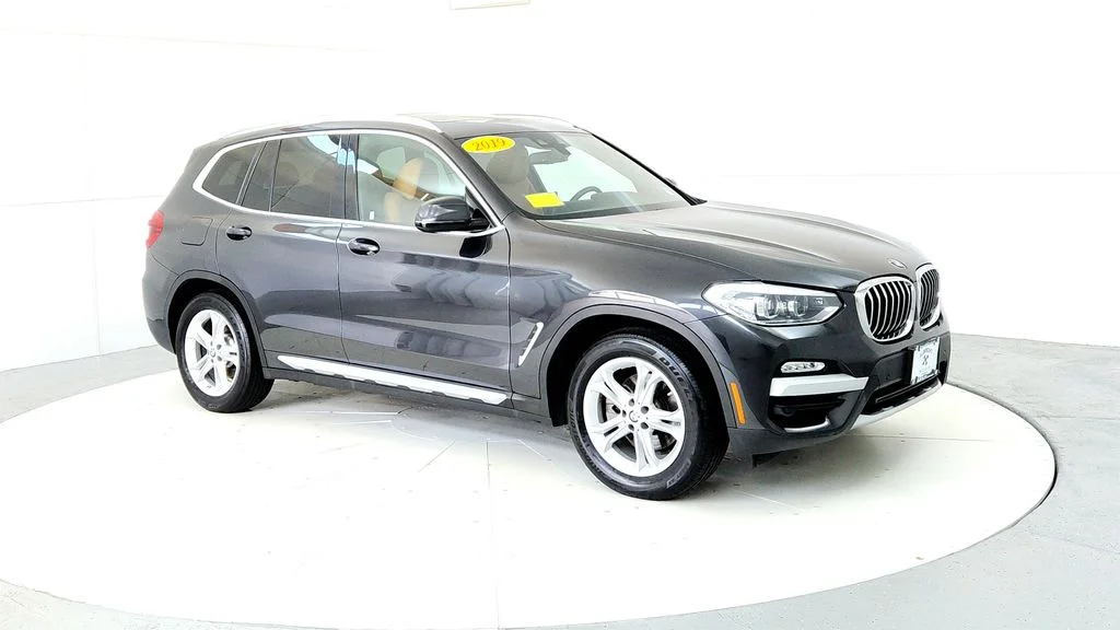 Used 2019 Gray BMW xDrive30i image 7