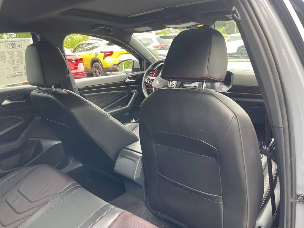 Used 2022 Gray Volkswagen 2.0T Autobahn image 21