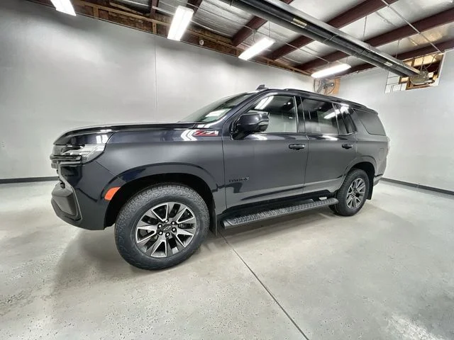 Certified Used 2022 Gray Chevrolet Z71 image 5