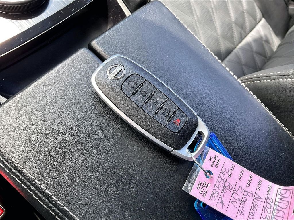 Used 2023 Super Black Nissan Platinum image 29