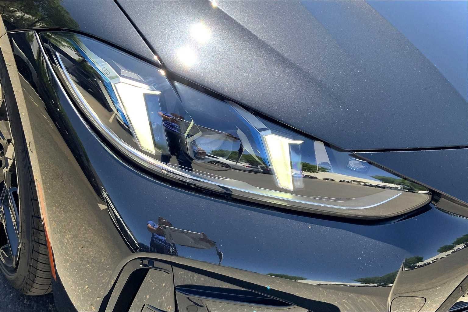 Certified Used 2026 Black Sapphire Metallic BMW M440i xDrive image 13