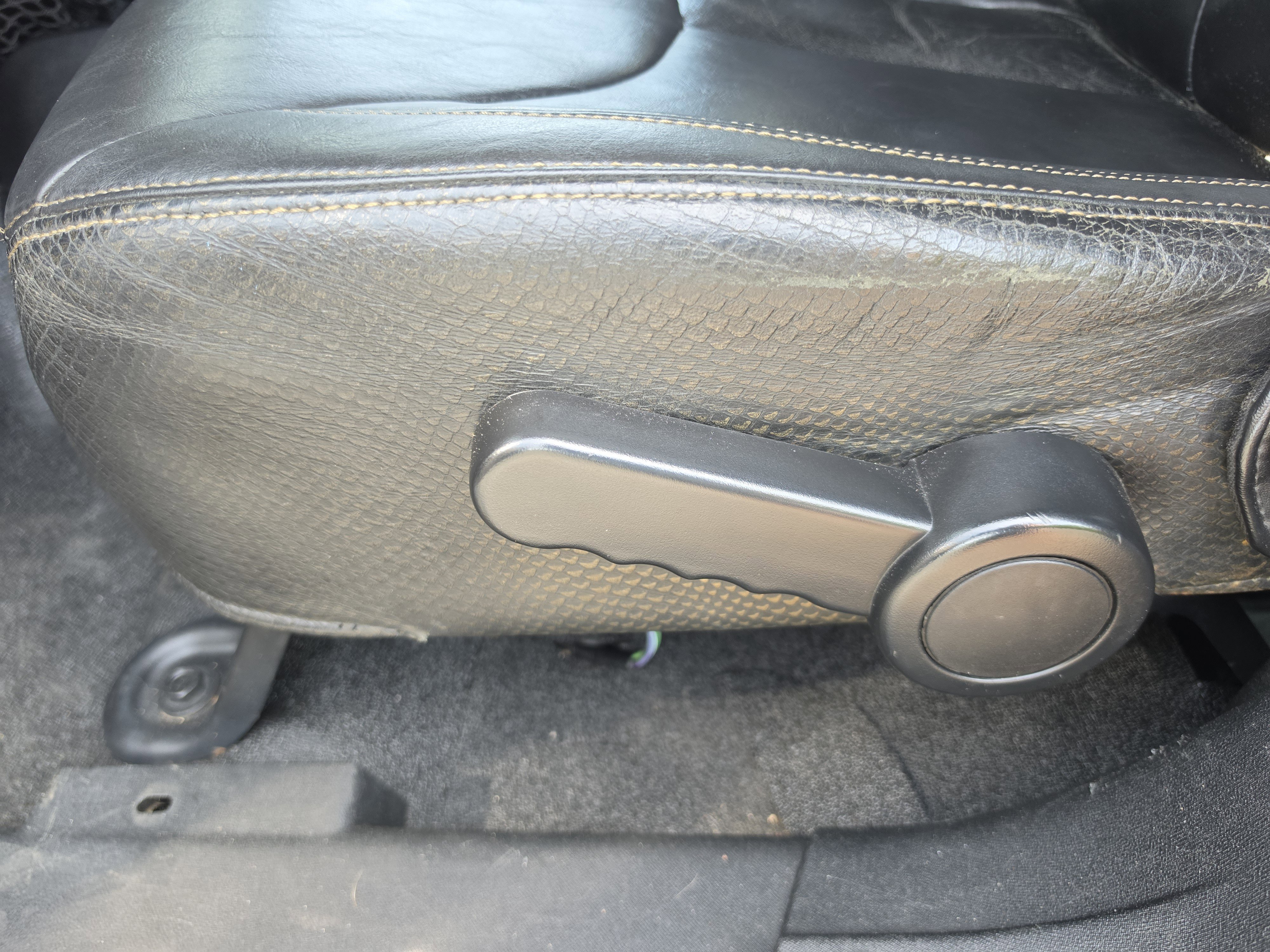 Used 2014 Black Clearcoat Jeep Dragon Edition image 8