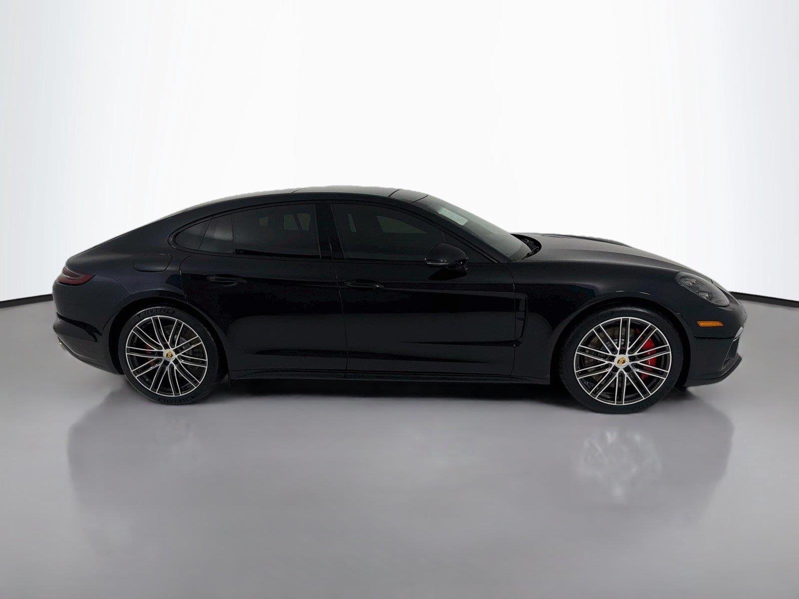 Used 2018 Jet Black Metallic Porsche Turbo image 30
