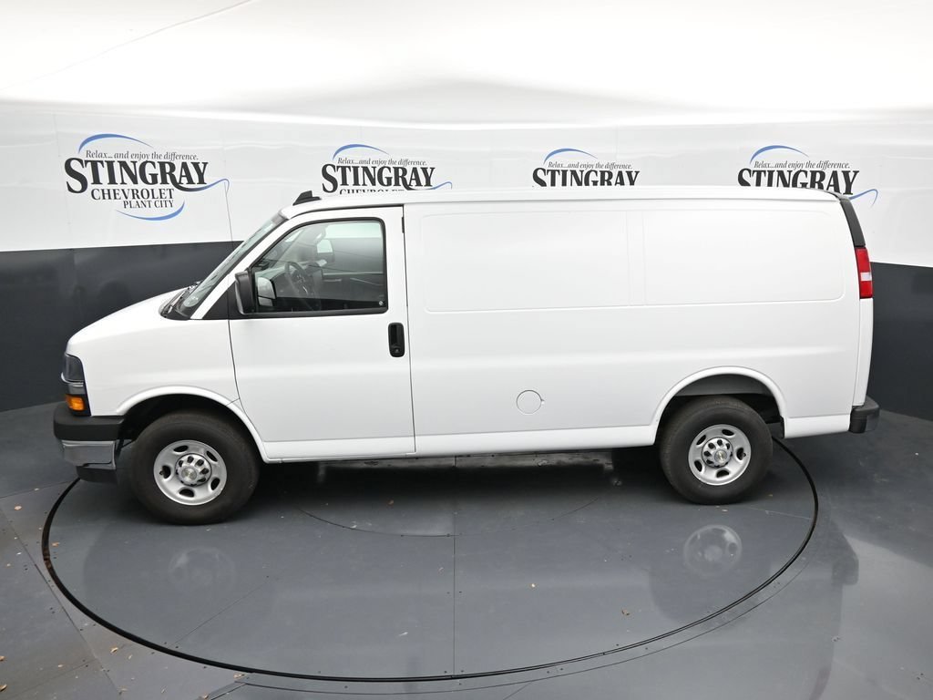 2025 Chevrolet Express Cargo Work Van - Photo 21
