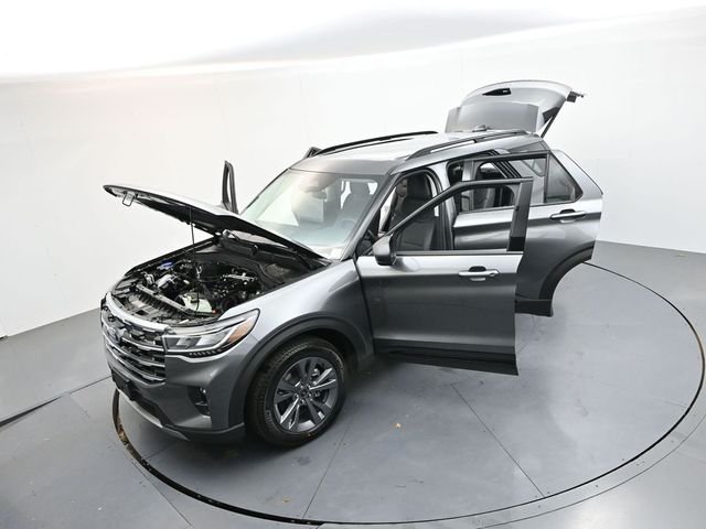 New 2026 Carbonized Gray Metallic Ford Active image 79