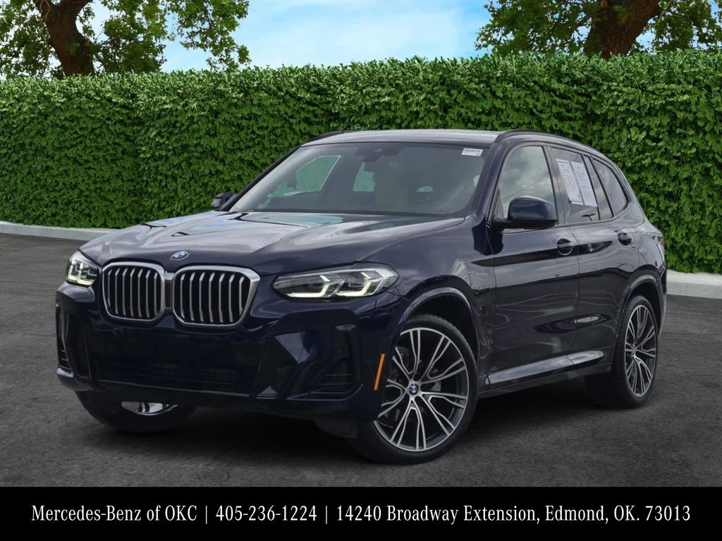 2022 BMW X3 xDrive30i's photo