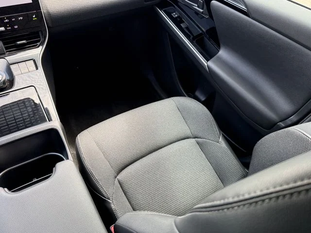 Certified Used 2024 WIND CHILL PEARL Toyota XLE image 25