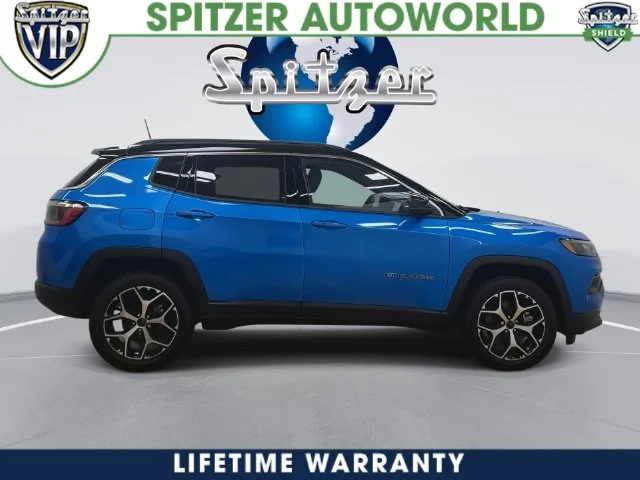 New 2026 Hydro Blue Pearl-Coat Exterior Paint Jeep Limited image 17