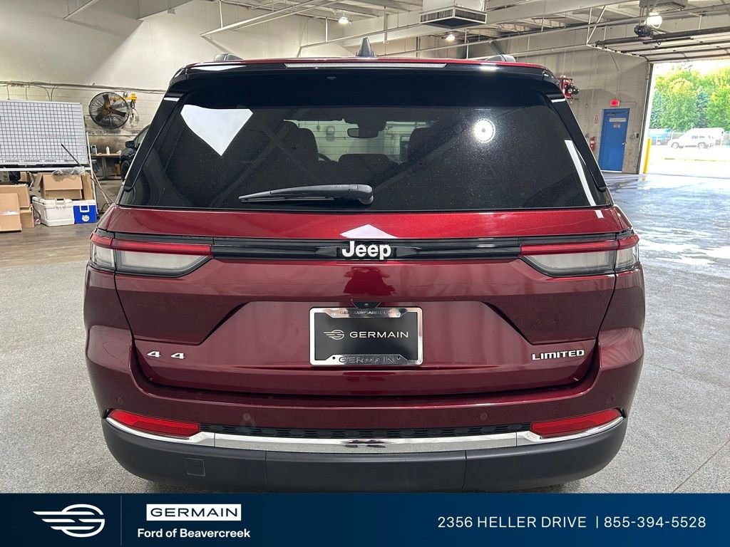 Used 2024 Velvet Jeep Limited image 7