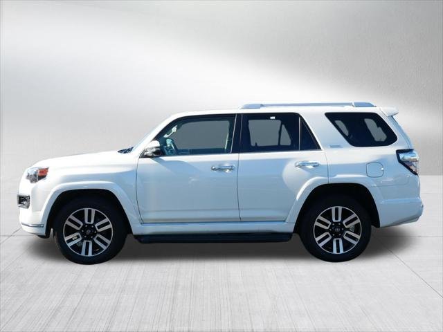 Certified Used 2023 BLIZZARD PEARL Toyota  image 4