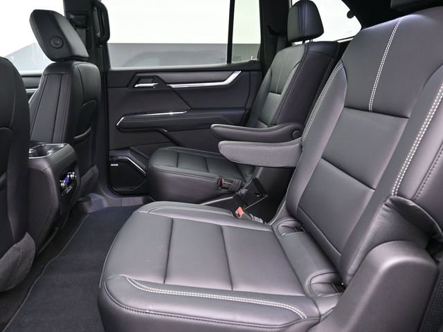 2026 GMC Acadia Elevation - Photo 11