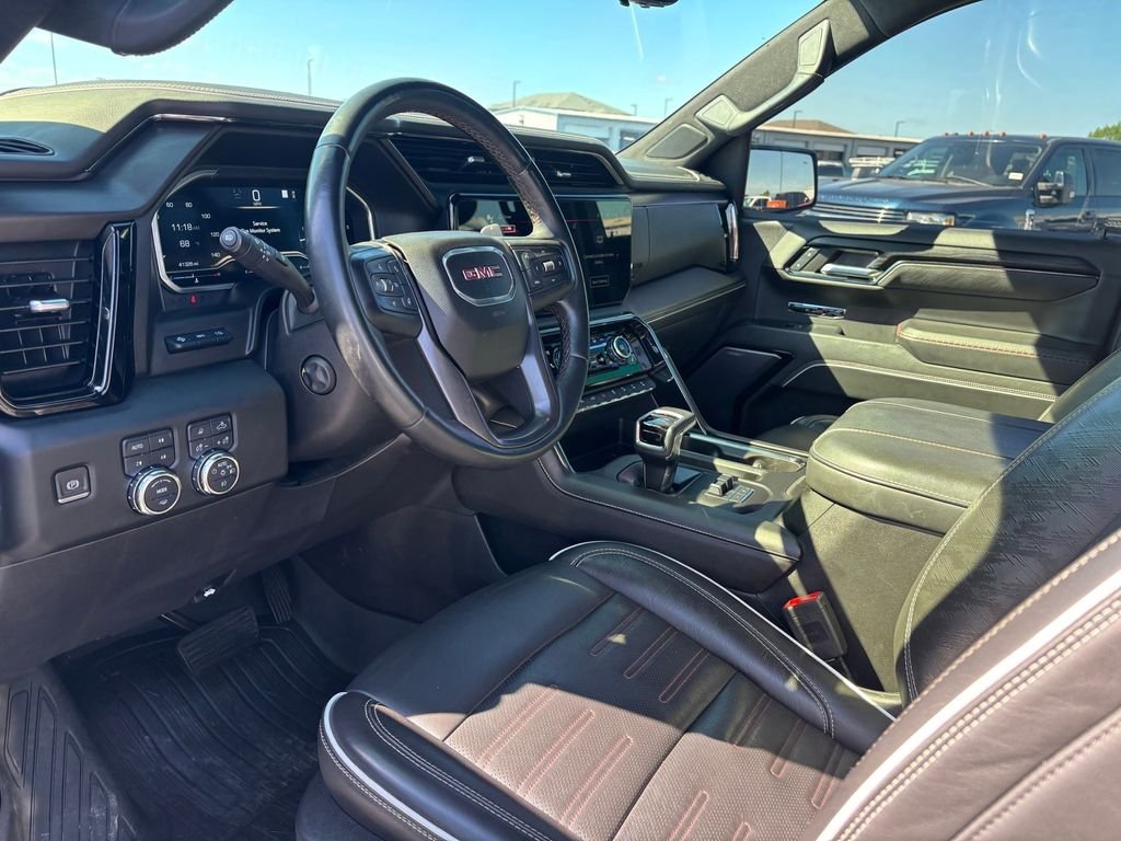Used 2023 White GMC AT4X image 8
