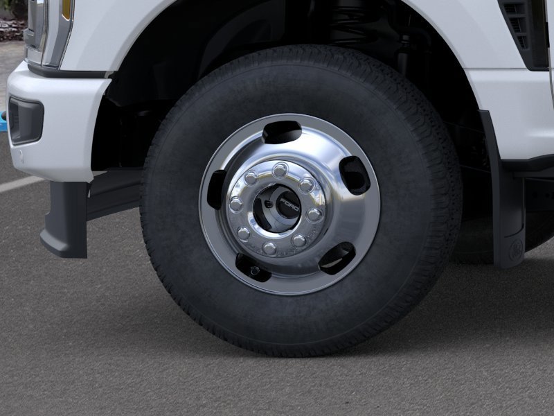 New 2026 Star White Metallic Tri-Coat Ford F-350® Platinum® image 19