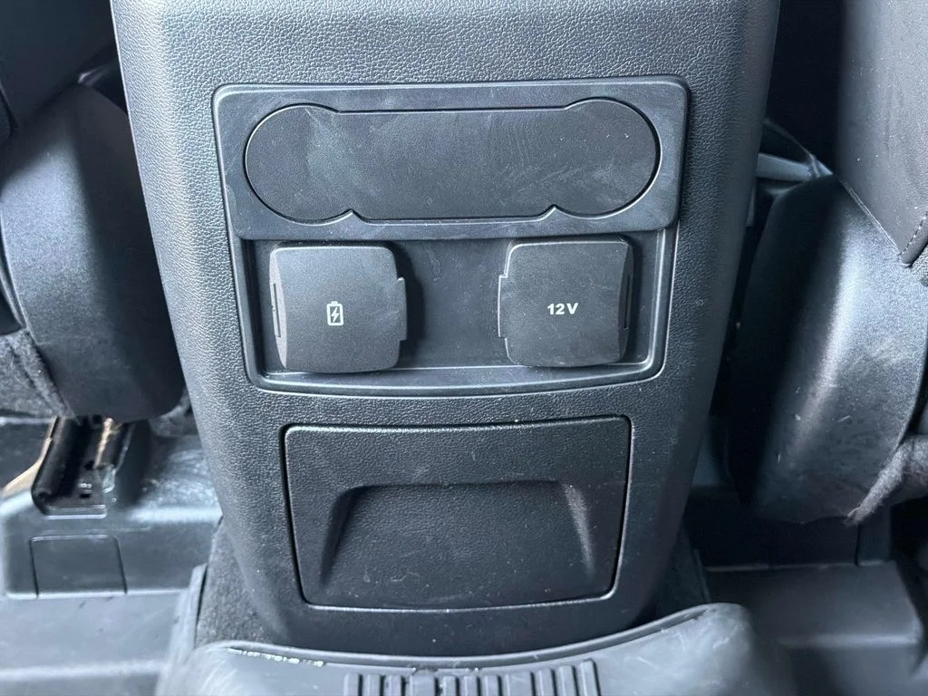 Used 2023 Gray Metallic Ford XLT image 18