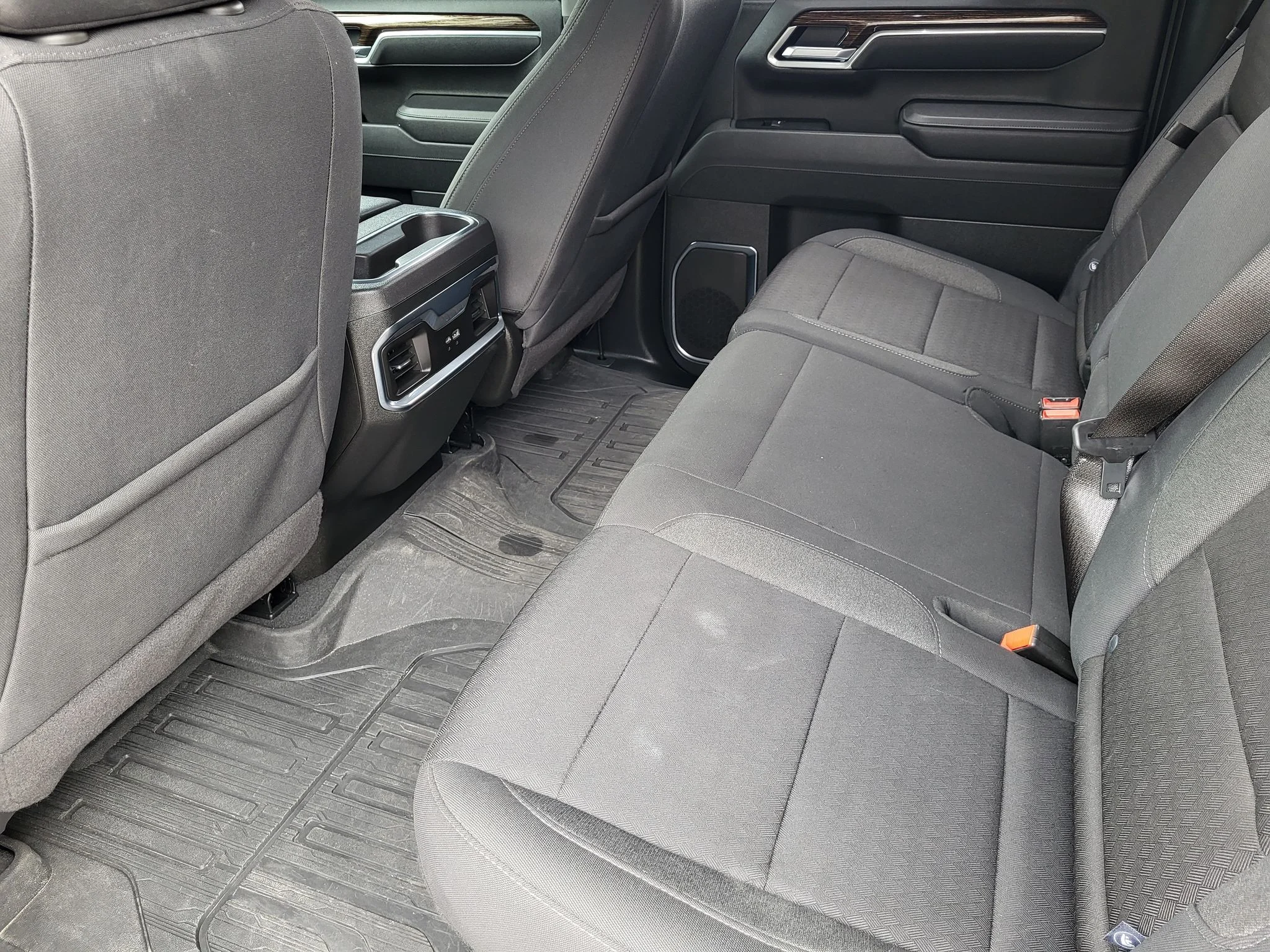 Used 2025 Sterling Metallic GMC Elevation image 21