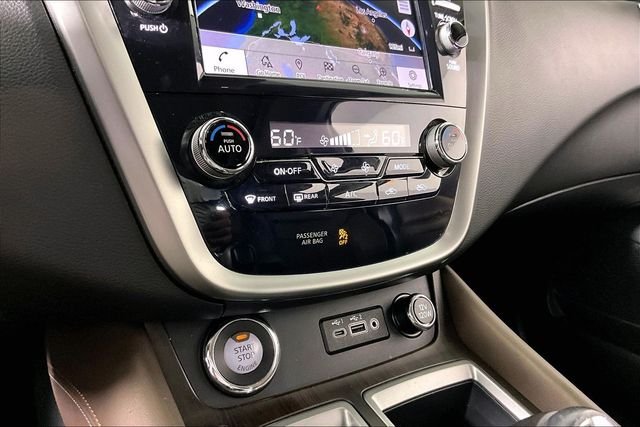 Used 2023 White Nissan Platinum image 13