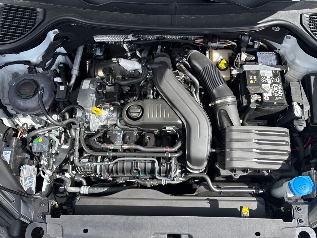 New 2026 Pure White Volkswagen 1.5T S image 20