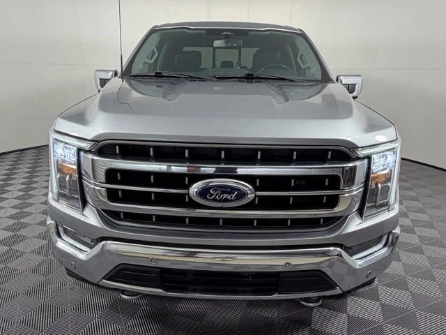 Used 2023 Silver Ford Lariat image 2