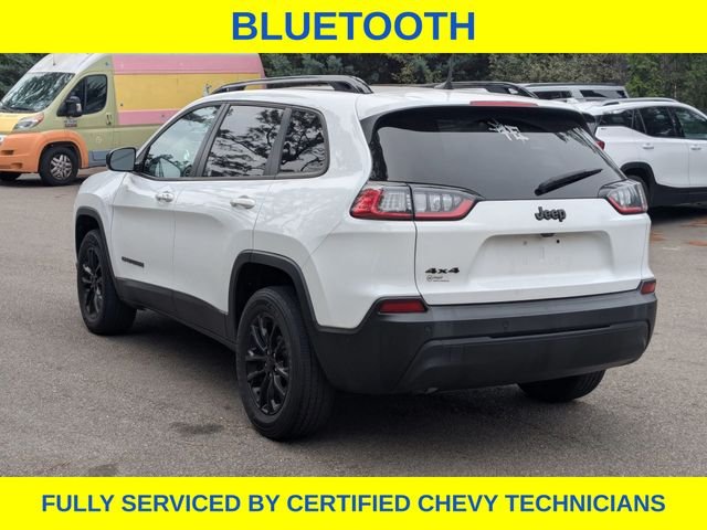 Used 2023 White Jeep Altitude image 7