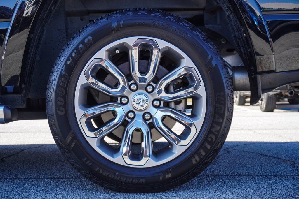 Used 2022 Black Ram Laramie image 39