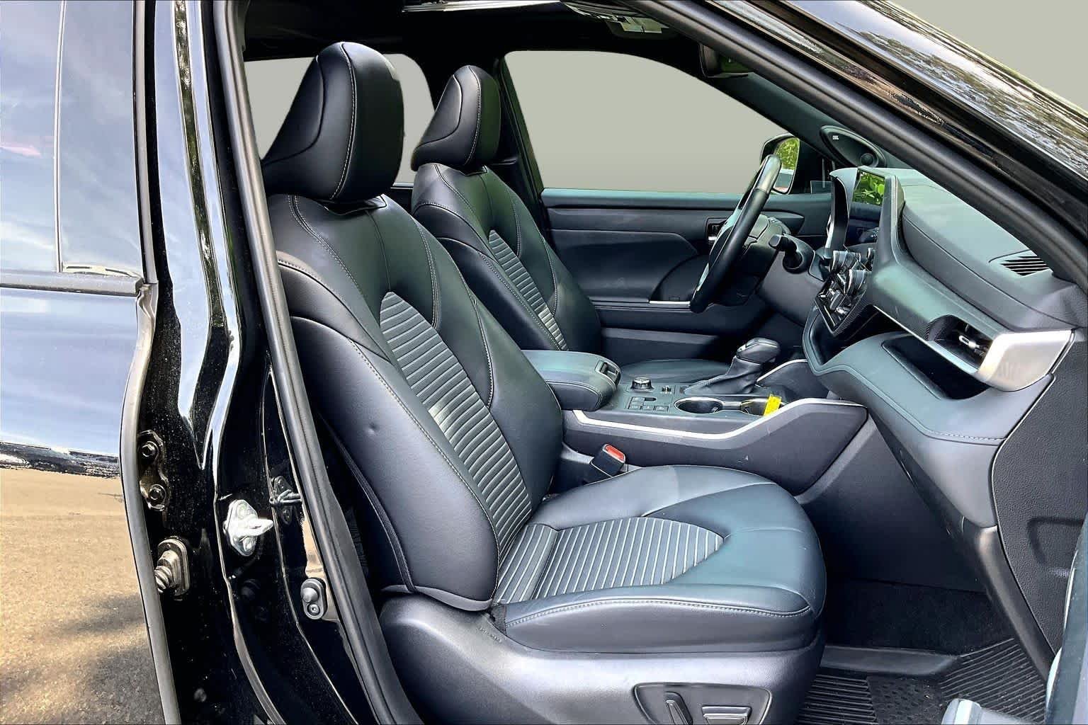 Used 2023 Midnight Black Metallic Toyota XSE image 9