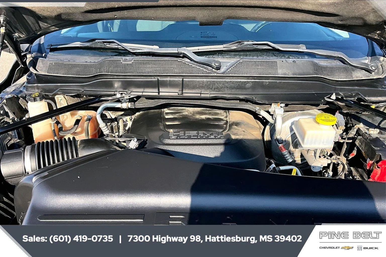 Used 2023 Granite Crystal Metallic Clearcoat Ram Tradesman image 9