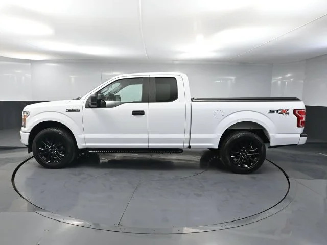 Used 2019 White Ford XL image 6