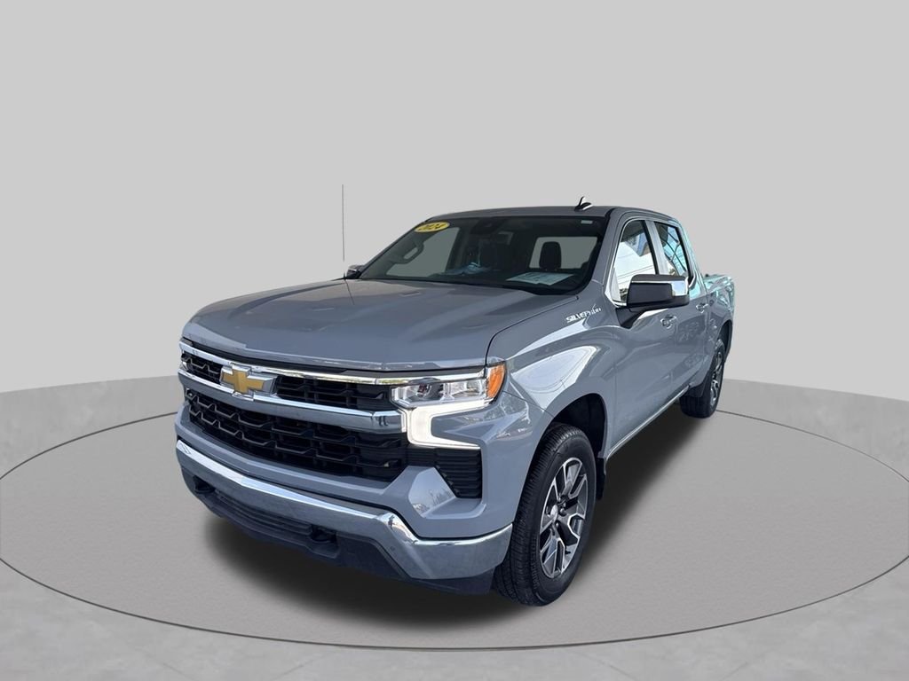 Used 2024 Gray Chevrolet LT image 16