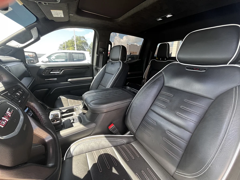 Used 2025 Summit White GMC AT4X image 8