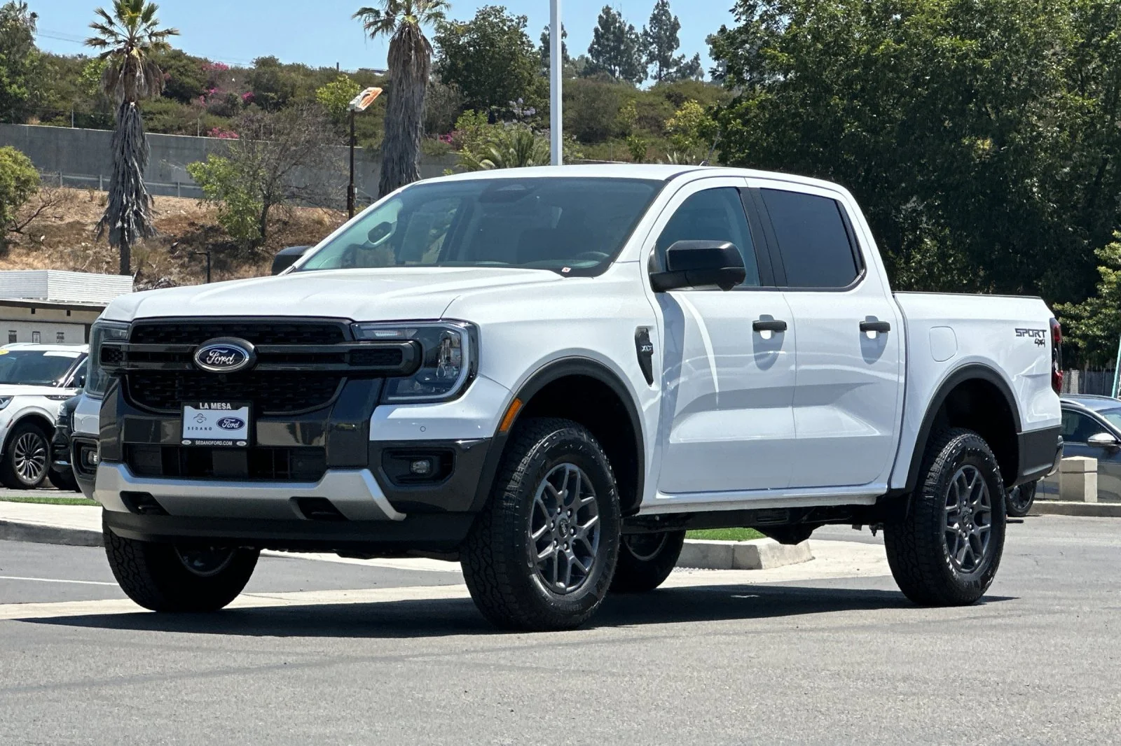New 2026 Oxford White Ford XLT image 7