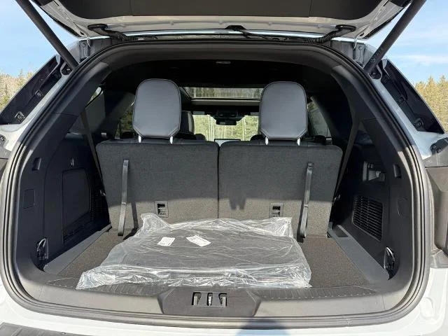 2026 Ford Explorer ST-Line - Photo 34