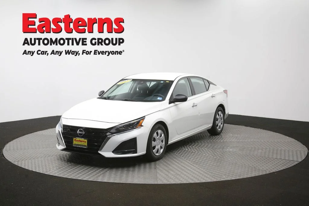 Used 2024 White Nissan 2.5 S image 53