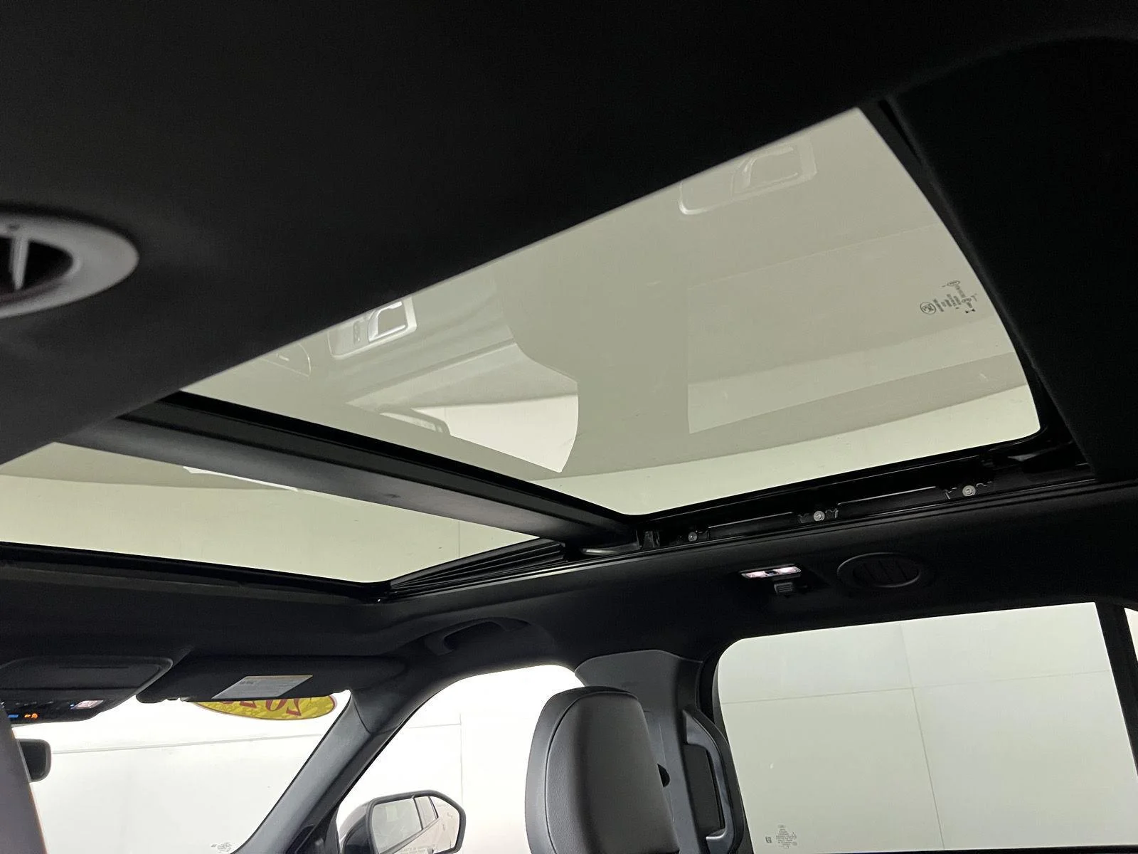 Used 2023 Wh Ford ST-Line image 4
