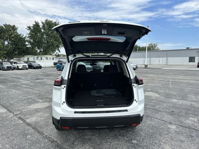Used 2026 White Nissan SV image 21