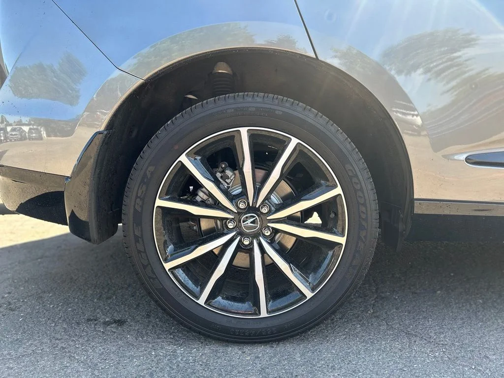 Used 2025 Gray Acura A-Spec Advance Package image 4
