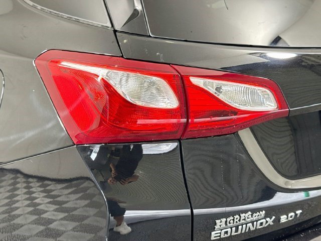 Used 2020 Mosaic Black Metallic Chevrolet LT image 32