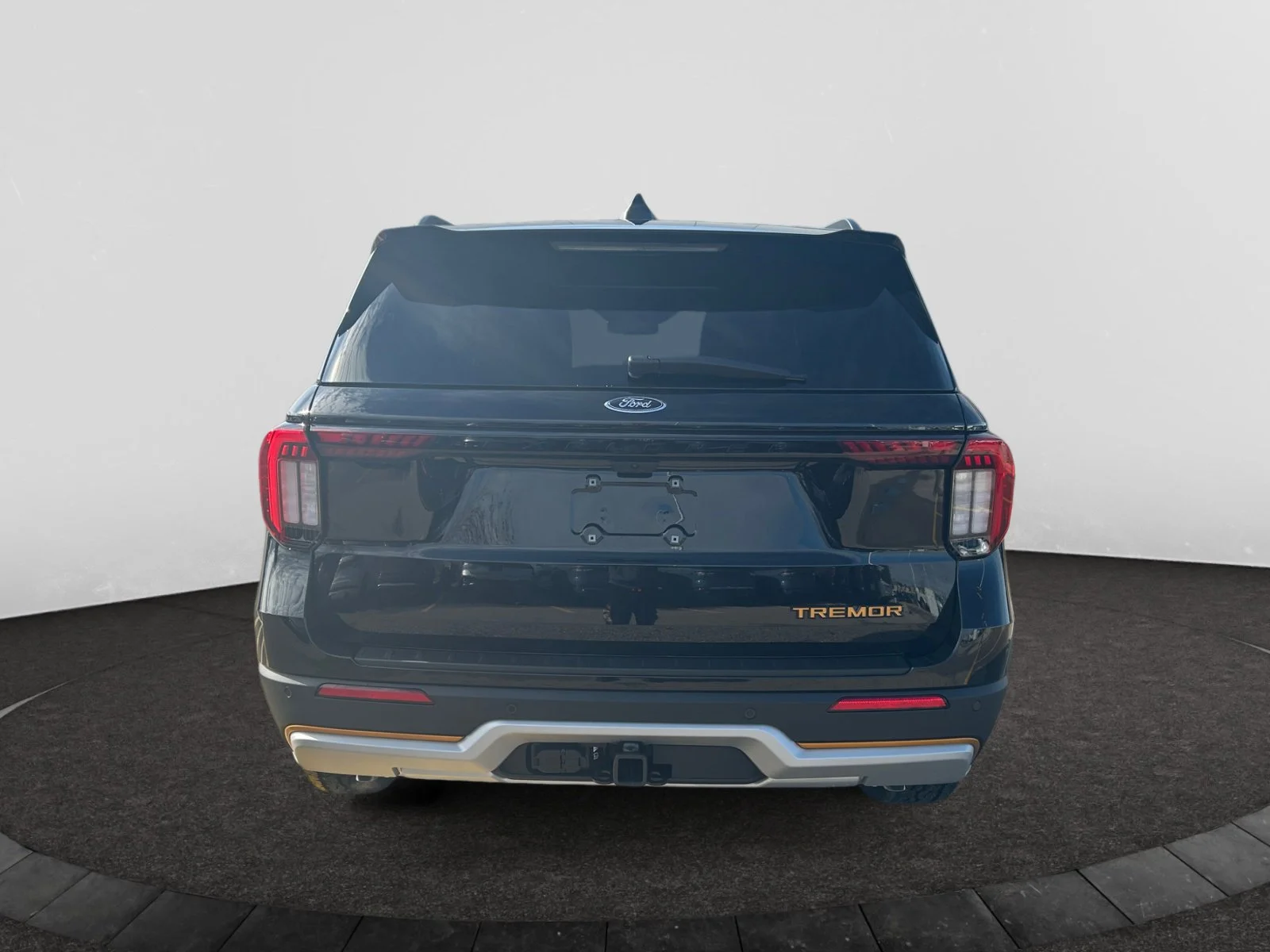 New 2026 Agate Black Metallic Ford Tremor image 4