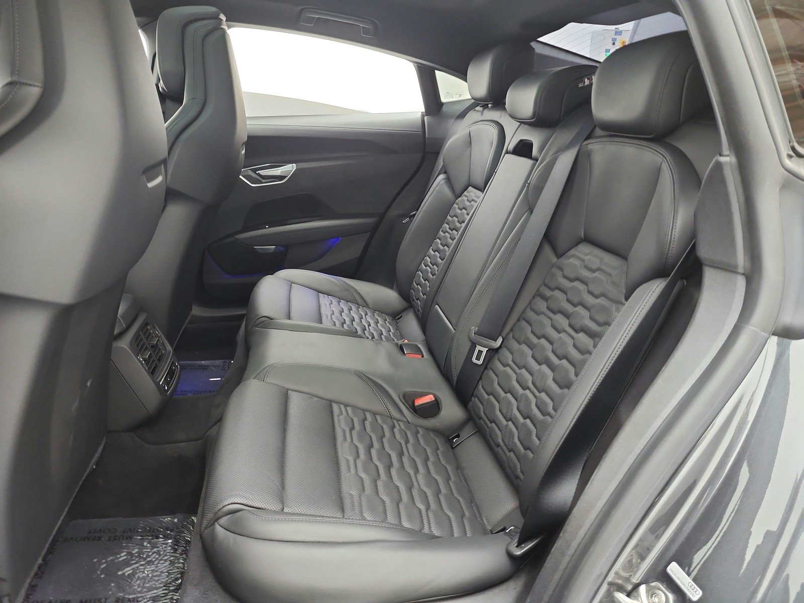 Used 2022 Daytona Gray Pearl Effect Audi Prestige quattro image 15