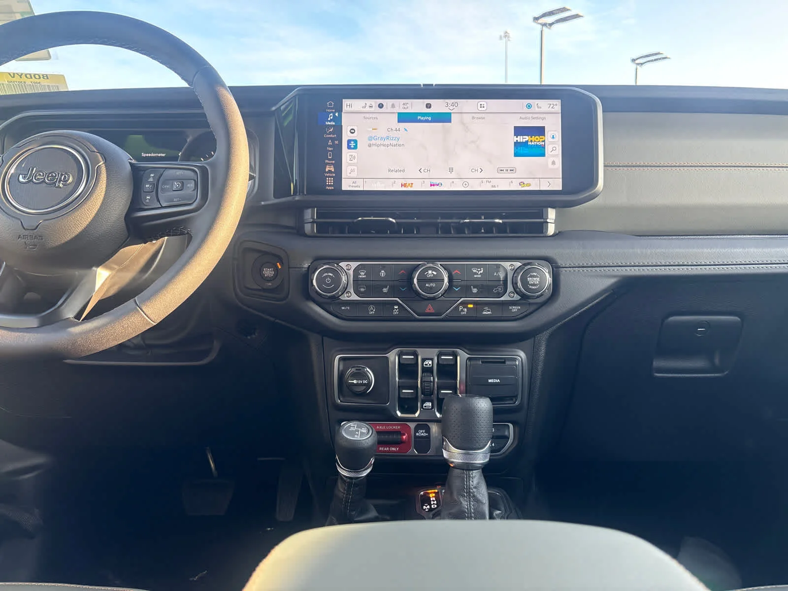 New 2026 Mojito Exterior Paint Jeep Mojave X image 17