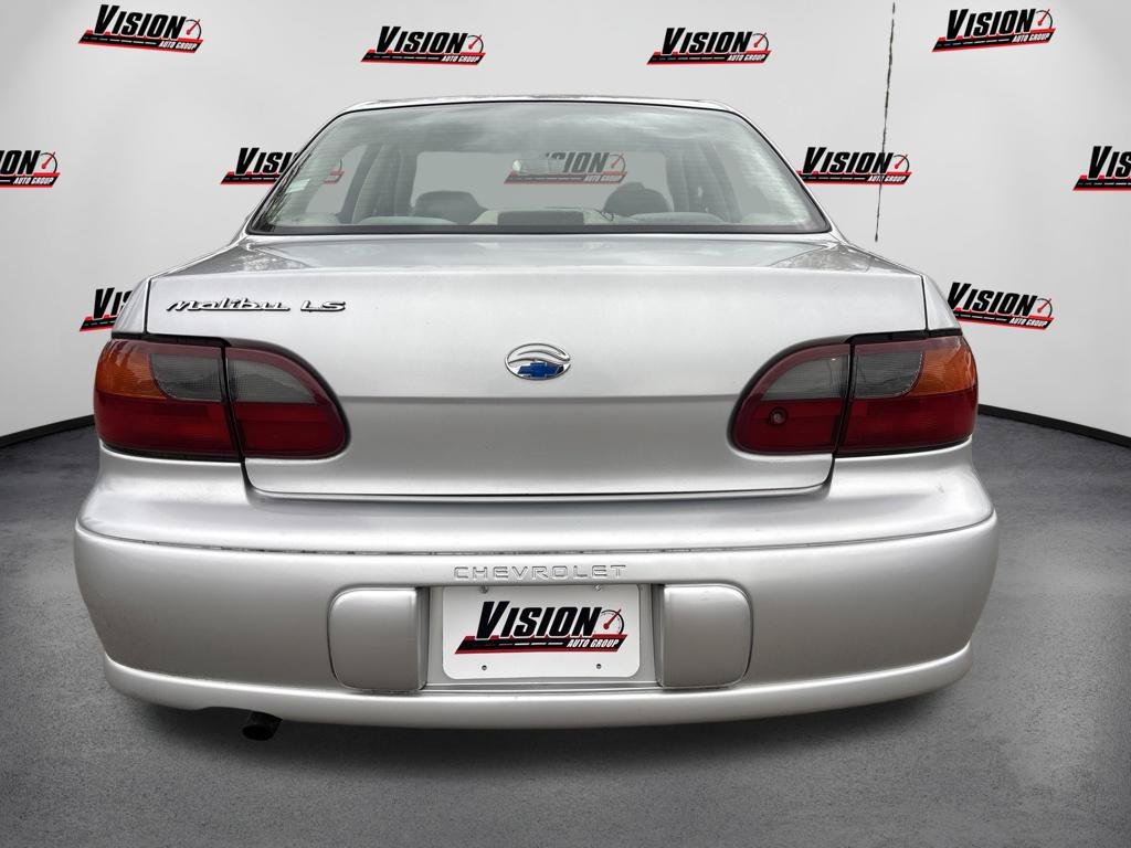 Used 2003 Silver Chevrolet LS image 6
