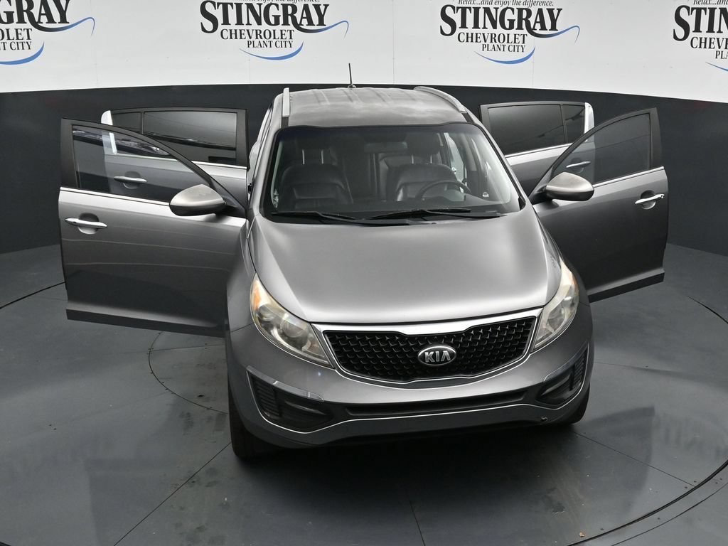 Used 2016 Silver Kia EX image 34