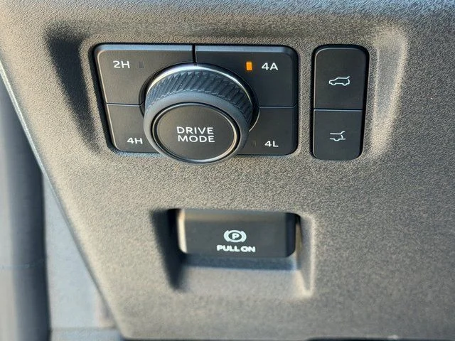 Used 2025 White Ford Active image 25